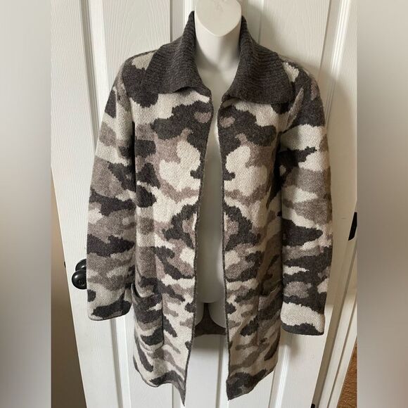 Christian Siriano Women Camouflage Wool Blend Knit Cardigan Sweater Oversized XS - Picture 1 of 6